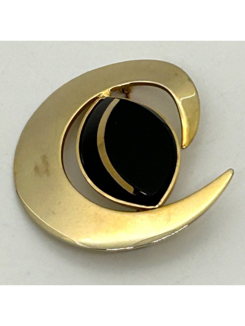 Sarah Coventry Signed Black Saturn Brooch Crescent Moon Swirl Modernist Vintage